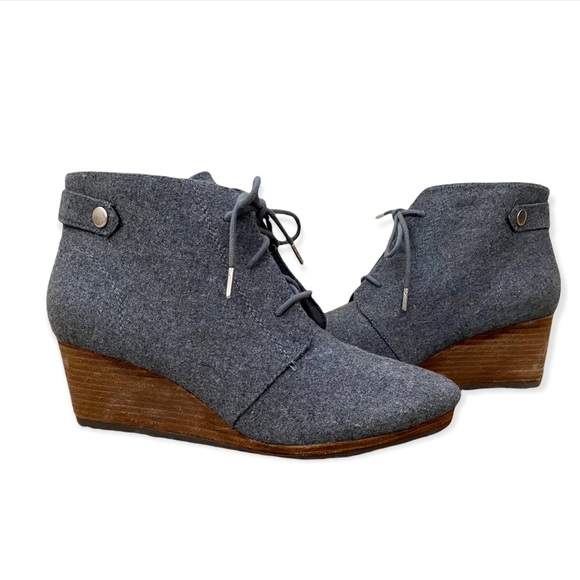 [Dr. Scholls] Lace-Up Wedge Booties - Picture 2 of 8